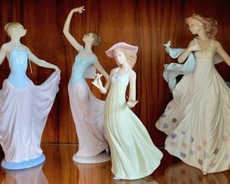LLadro & Nao Figures
