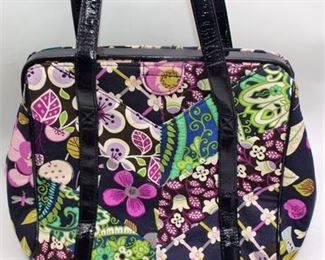 Lot 024 
Vera Bradley Bag