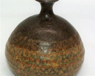 Lot 067  
Southwestern pot