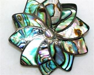 Lot 099  
Sterling Abalone brooch Mexico