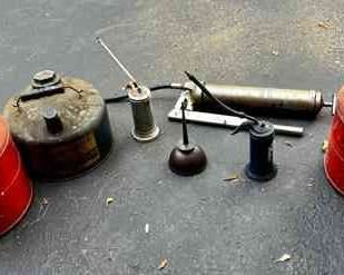 Grease Gun Oil Pumpers