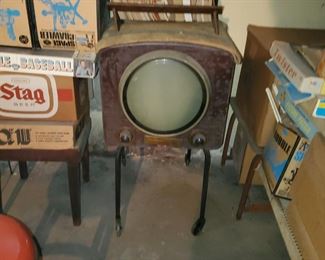 Vintage TV with stand....