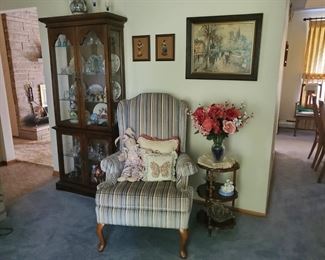 Curio/Queen Anne chair/side table etc
