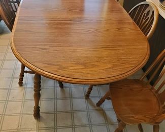 Kitchen table with (4) side chairs