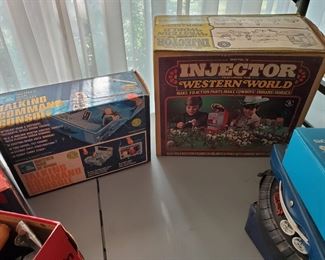 Mattle's Injector 3D game * Mattel's Talking command console