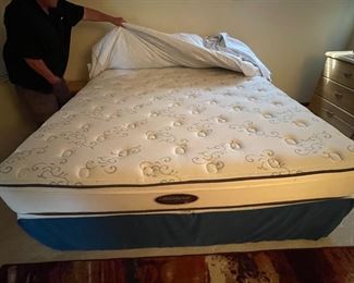 Beautyrest classic is the brand for the king size mattress set.