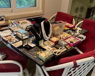 JEWELRY OVERVIEW 2 