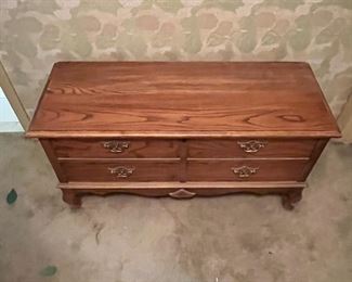 LANE CEDAR CHEST