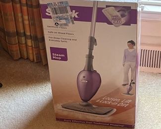 SHARK STEAM MOP