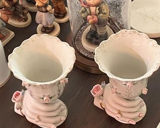 BONE CHINA Hummel Snow Globe