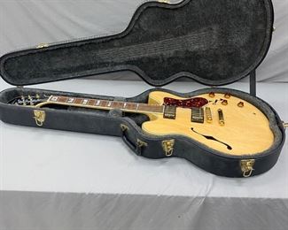 Gibson Guitar