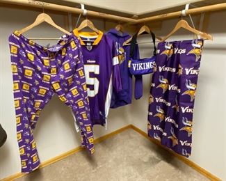 Minnesota Vikings Wear