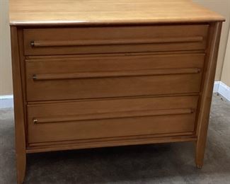 MID CENTURY 3 DRAWER COMMODE