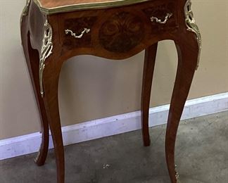 FRENCH LOUIS XVI STYLE SIDE TABLE