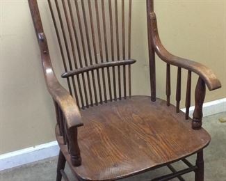 ANTIQUE VICTORIAN SPINDLE BACK OAK CHAIR, CIRCA 1860s,
