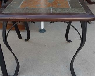 Metal/Wood Side/End Table