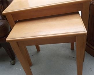 2 Solid Wood Nesting Tables