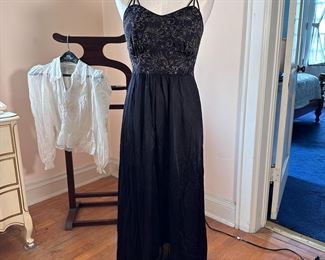 Vintage lingerie gown with embroidered top size XS
