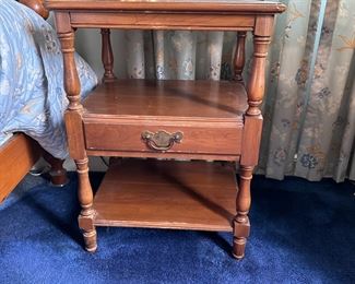 Pennsylvania House furniture side table with drawer, some overall wear to finish, 25"H x 19"W x 16"D