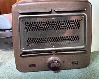 Vintage Arvin Automatic metal heater (not operable) very ornate 15"H