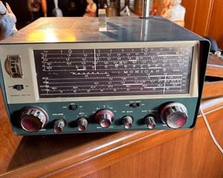 Heathkit Mohican shortwave receiver, appears to work but has a quiet volume and may need adjustments or repairs