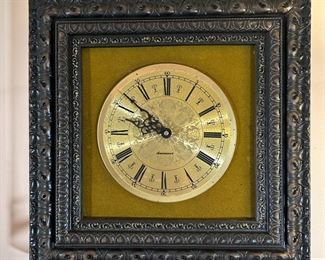 Vintage Americana battery-operated wall clock 15" x 15"