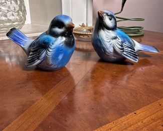 Pair of Goebel W. Germany bluebirds, minor chip to 1 wing, 3"H