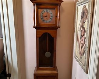 Seth Thomas electric 8-Day pendulum floor clock, works, may need some adjustments 6"H x 18"W x 8"D