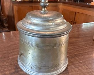 Williamsburg Steiff Pewter canister, was used for pipe tobacco, 6"H x 4"W