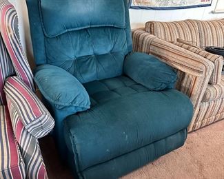 Green overstuffed recliner, some spotting & needs cleaned 32"W