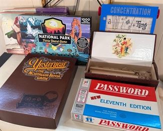 Group of vintage games (may not have all pieces)