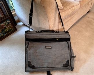 Members Only suit bag, minor wear, 