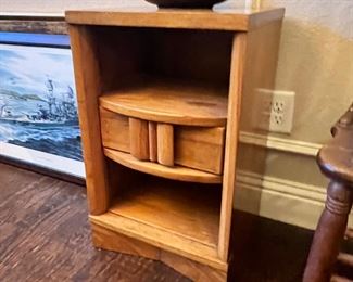 What style! More info in the pics of this piece later