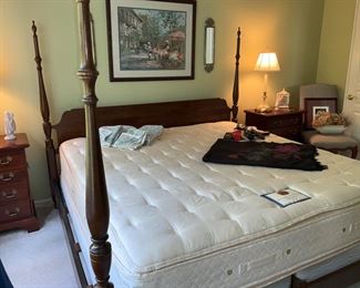 King, 4 poster Bed, Stearns & Foster, King Mattresses, 