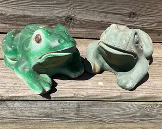 Frogs, Cement, Garden Decor
