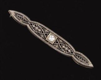 Art Deco Gold and Diamond Filigree Brooch 