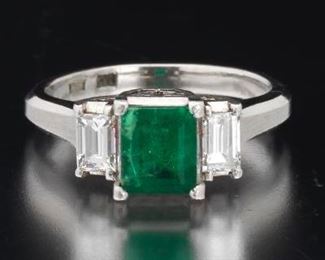 Colombian Emerald and Diamond Ring 