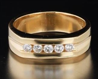 Gentlemens Gold and Diamond Ring 