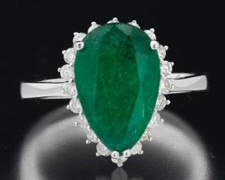 Ladies 3.83 Carat Emerald and Diamond Ring 