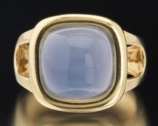Ladies Gold and Lavender Chalcedony Ring 
