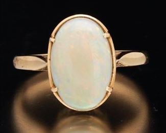 Ladies Gold and Opal Ring 