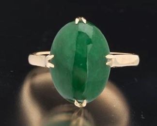 Ladies Gold and Spinach Green Jadeite Jade Ring 