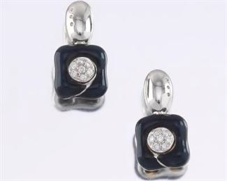 Ladies Pair of Gold, Diamond and Enamel VCA Style Earrings 