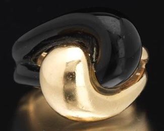 Ladies Vintage Gold and Carved Black Onyx Bypass Ring 