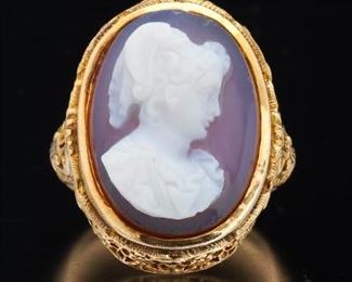 Victorian Gold, Cameo Carved Hardstone and Carnelian Ring 