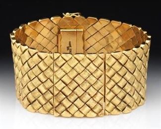 Vintage Italian 18K Gold Wide Basket Weave Bracelet with Hidden Watch 