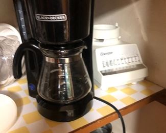 Brand new mini coffee maker, bought a couple months ago and used once. $5.