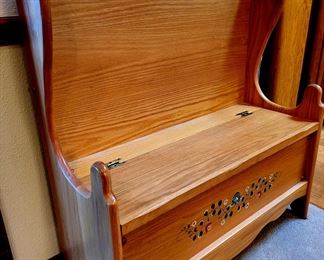 Tole Painted Country Storage Bench $89 or bid #19