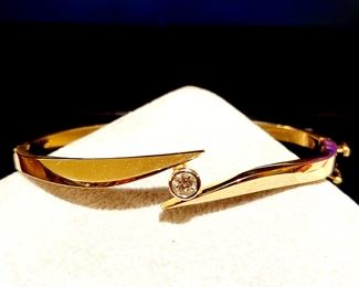 14k Gold Diamond Solitaire Bracelet