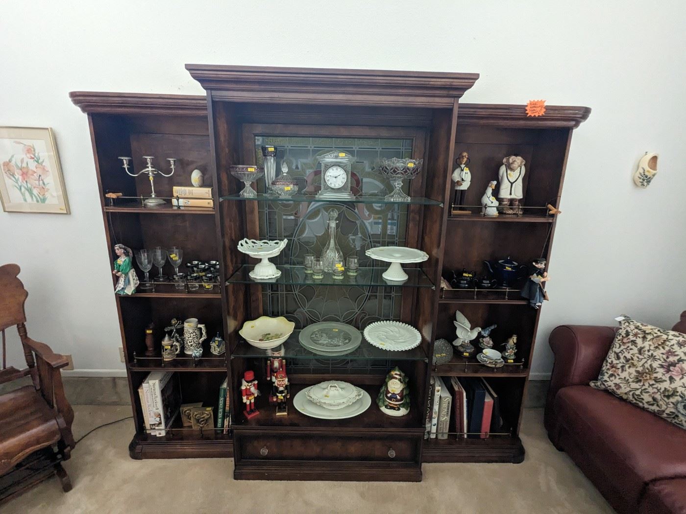 Shelving unit sold